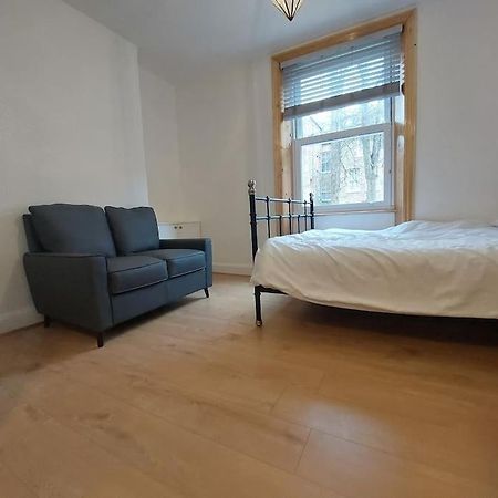 Newly Refurbished Studio Londra Esterno foto